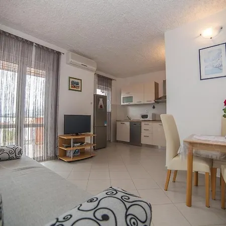 In Okrug Gornji With Sea View, Balcony, Air Conditioning, Wifi 5048-2 Apartment