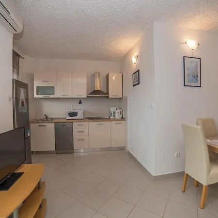 In Okrug Gornji With Sea View, Balcony, Air Conditioning, Wifi 5048-2 Apartment Trogir