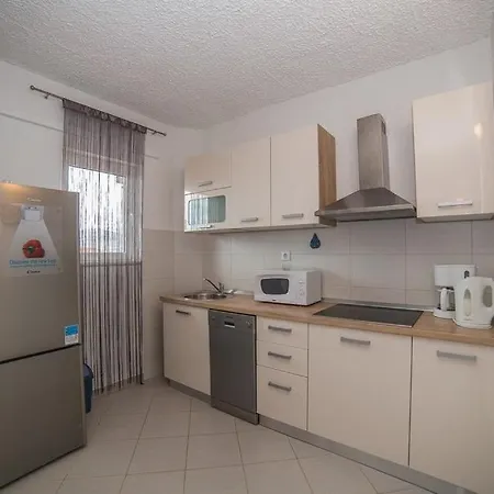 In Okrug Gornji With Sea View, Balcony, Air Conditioning, Wifi 5048-2 Apartment